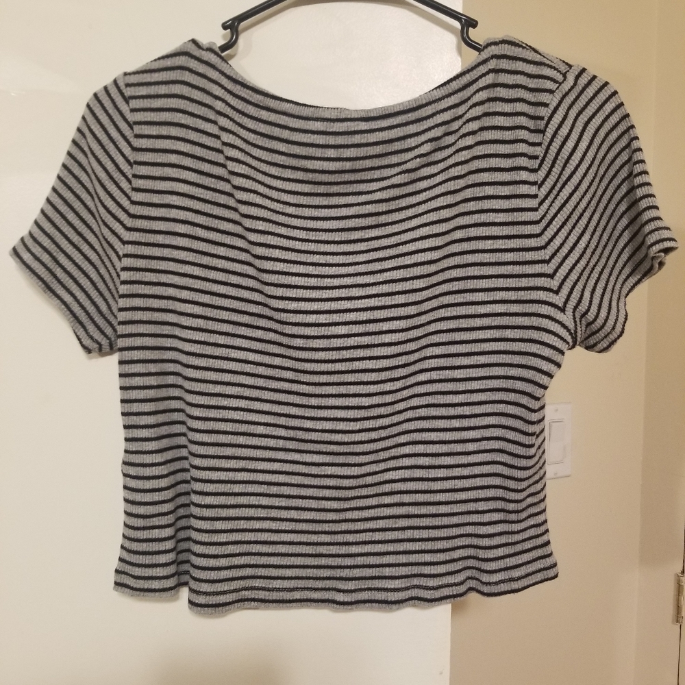 H&M Striped Crop Top - Picture 2 of 2